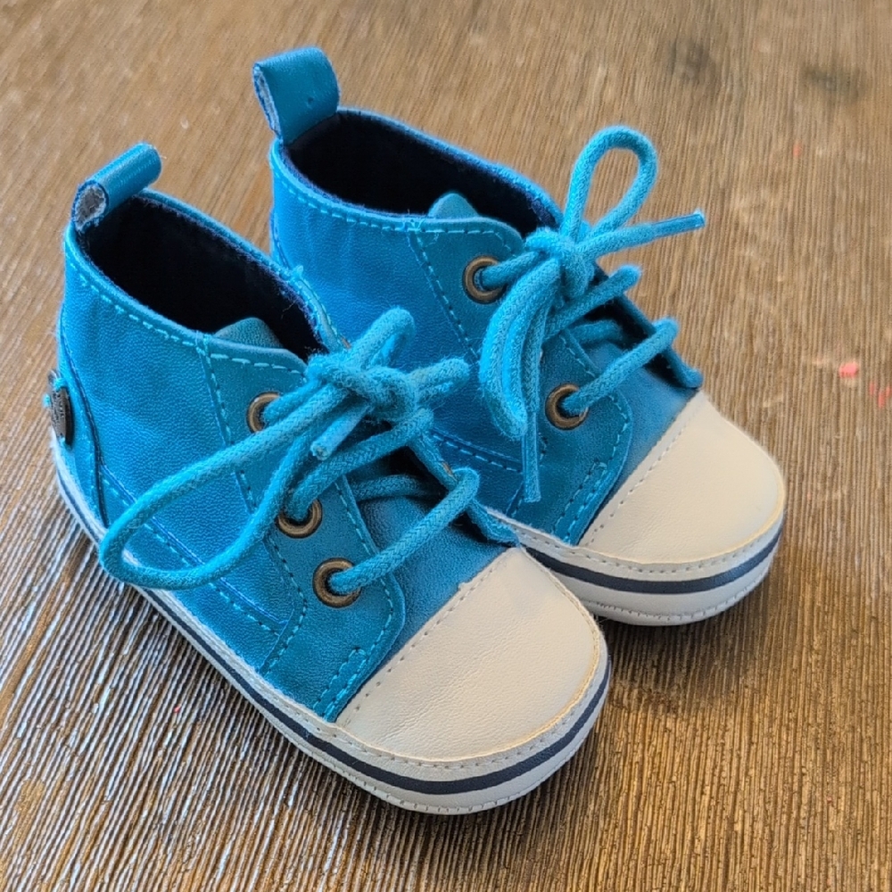 Light Blue Faux Leather Baby Shoes